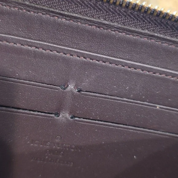 Louis Vuitton Dark Purple Vernis Zippy Wallet - Picture 17 of 17